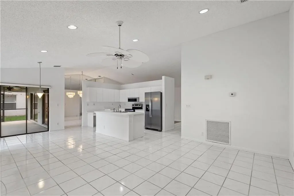 4536 NW 51ST Street