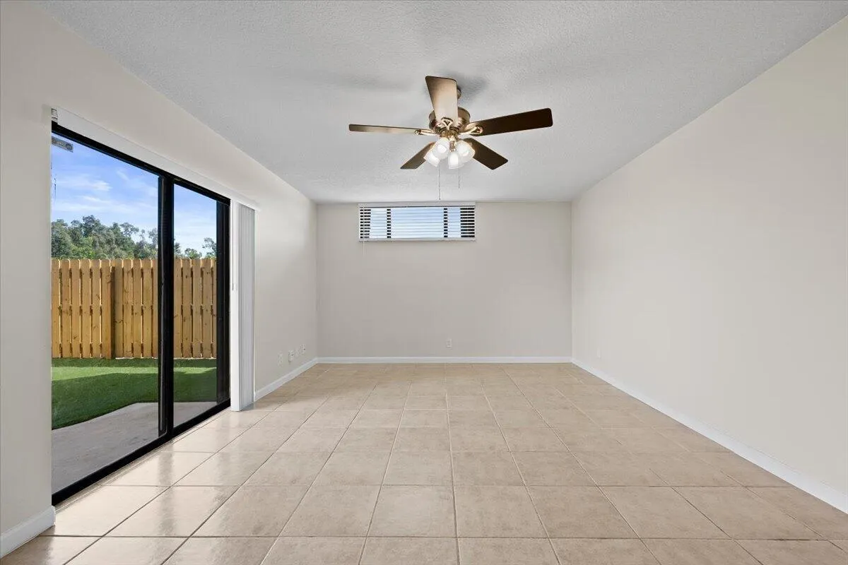 12 Springdale Circle