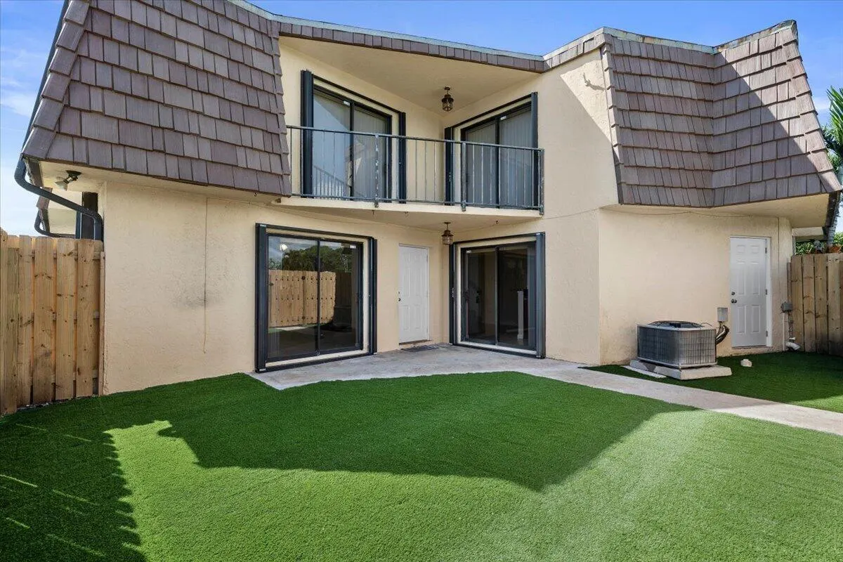 12 Springdale Circle