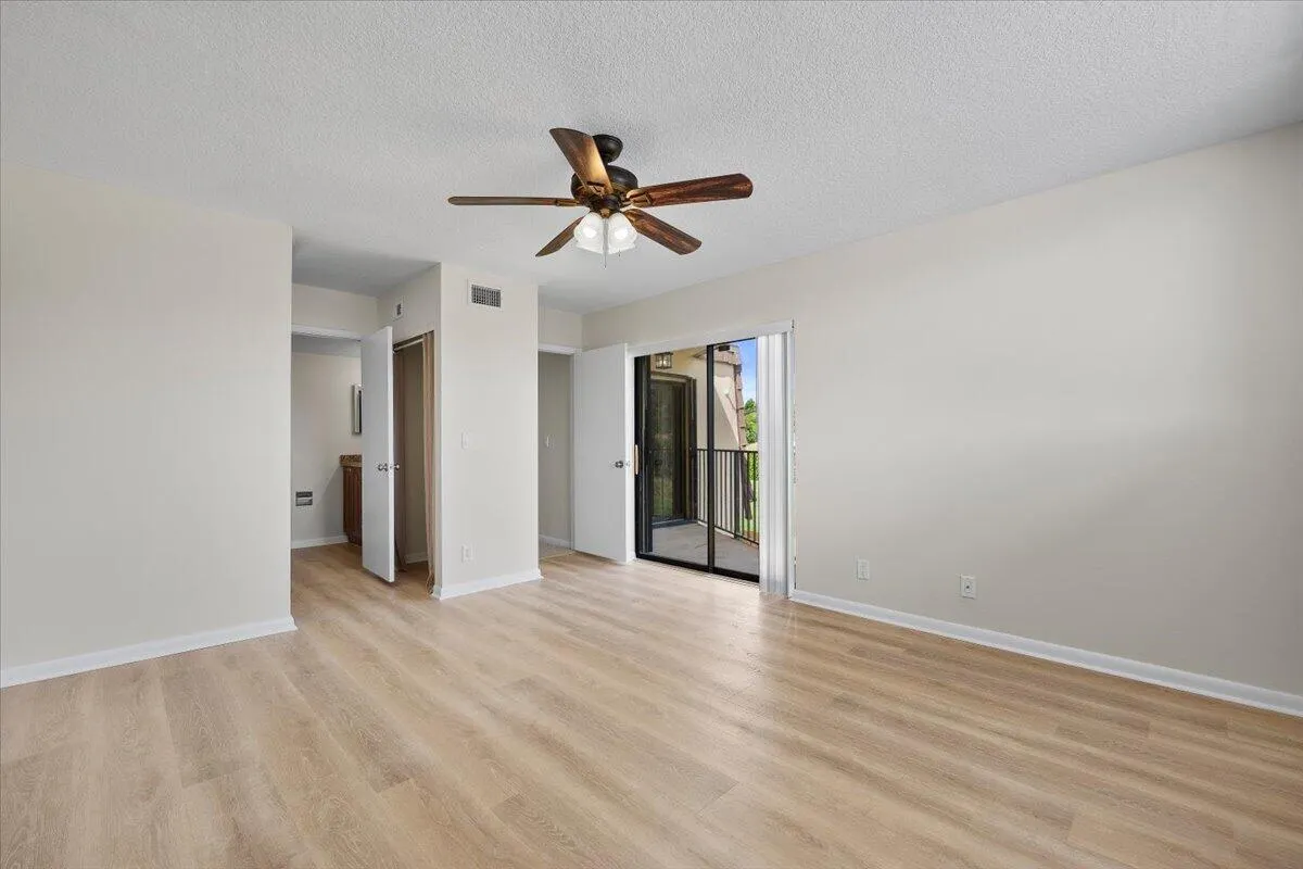 12 Springdale Circle