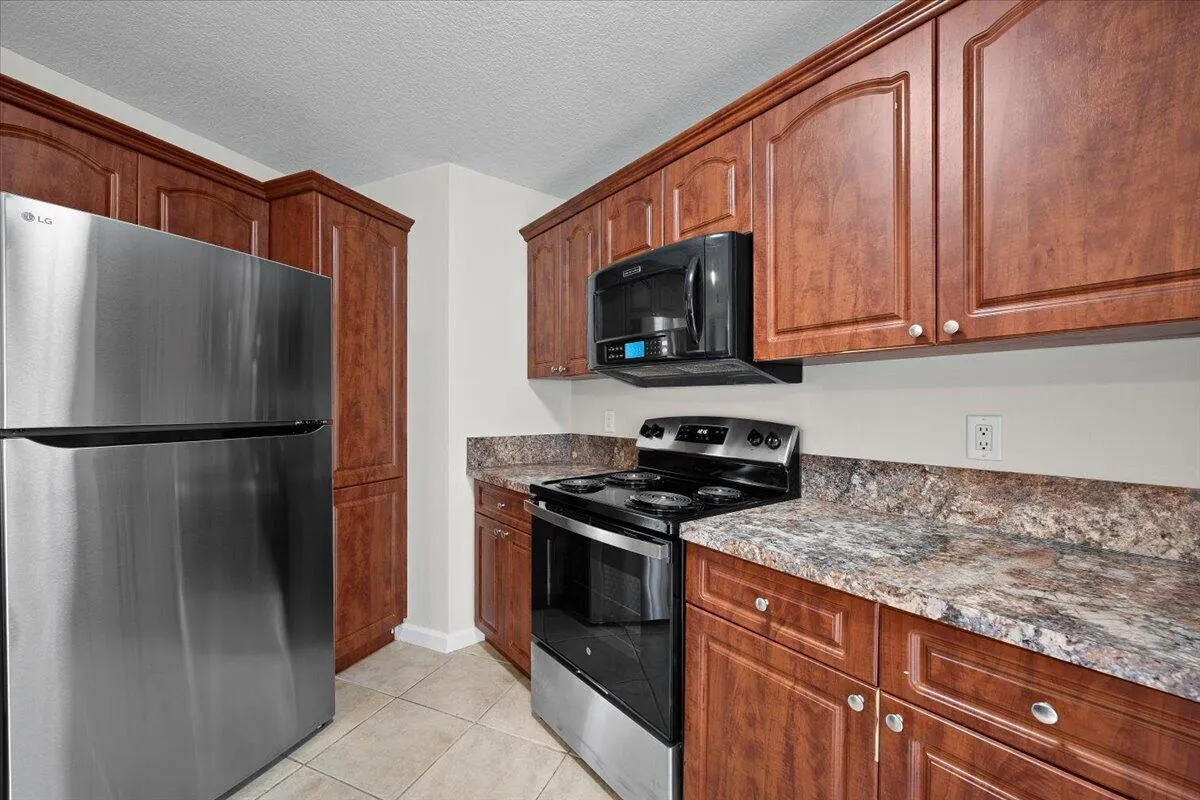 12 Springdale Circle