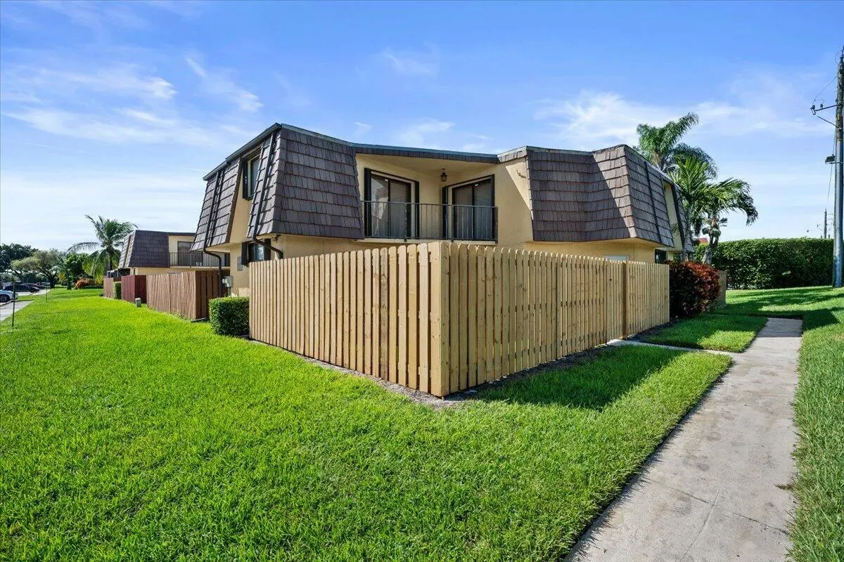 12 Springdale Circle
