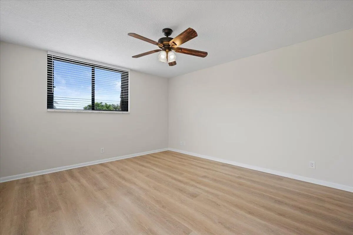 12 Springdale Circle