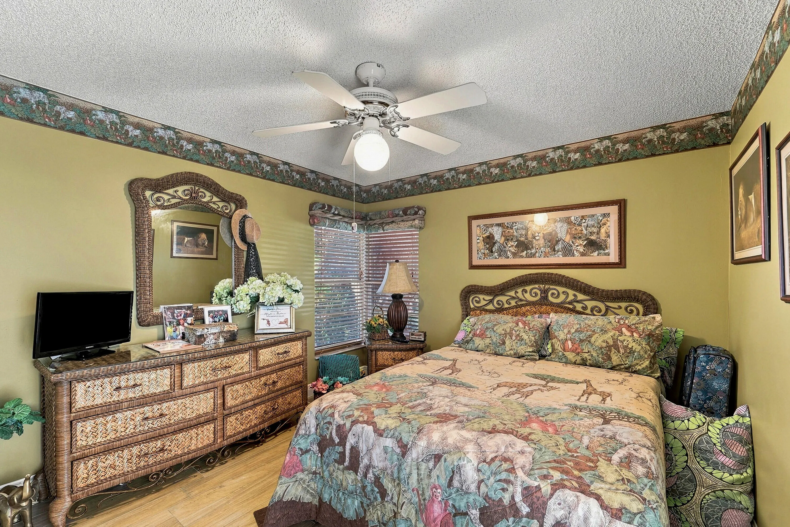 8291 LAKE CYPRESS Road