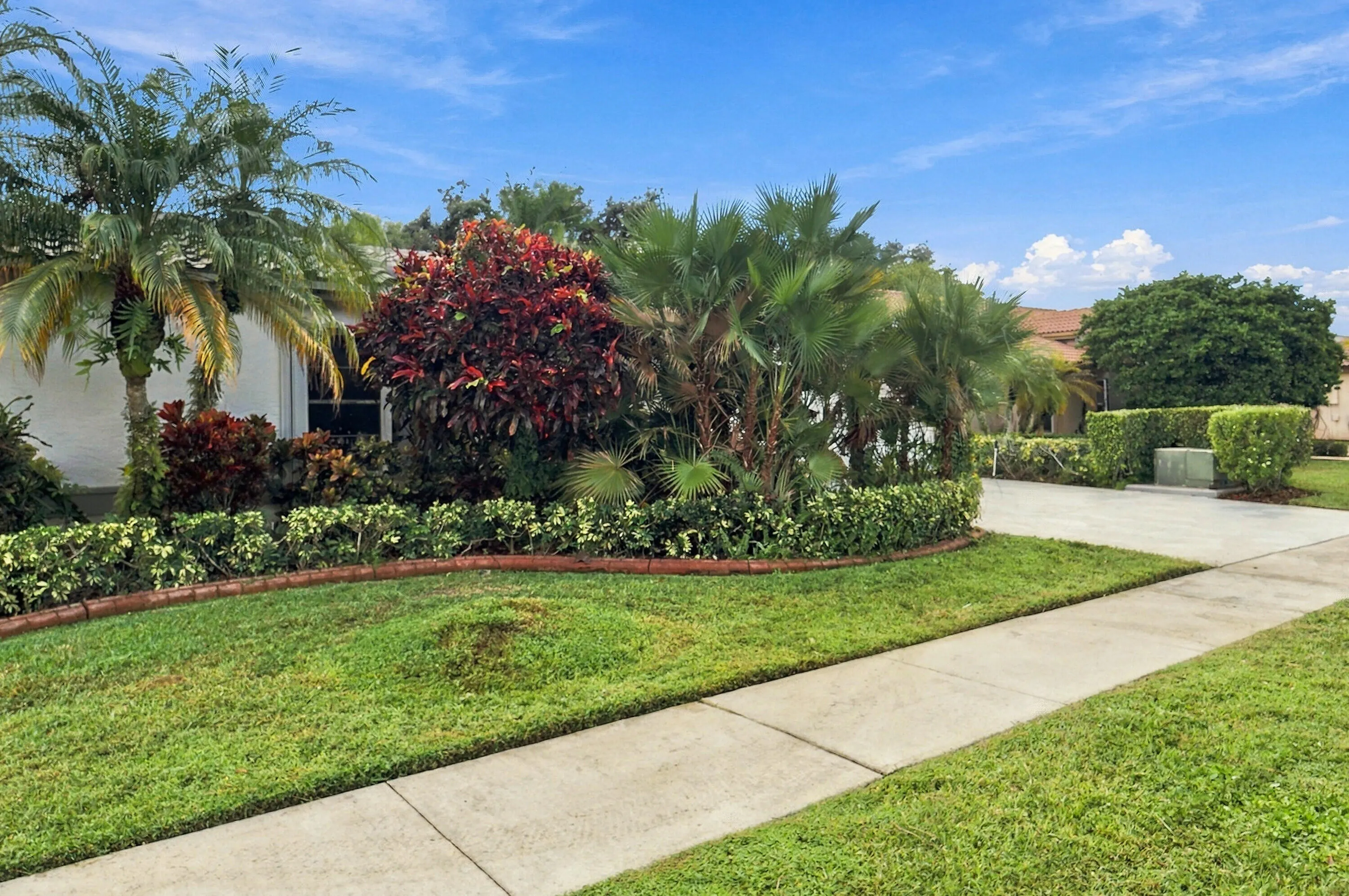 8291 LAKE CYPRESS Road