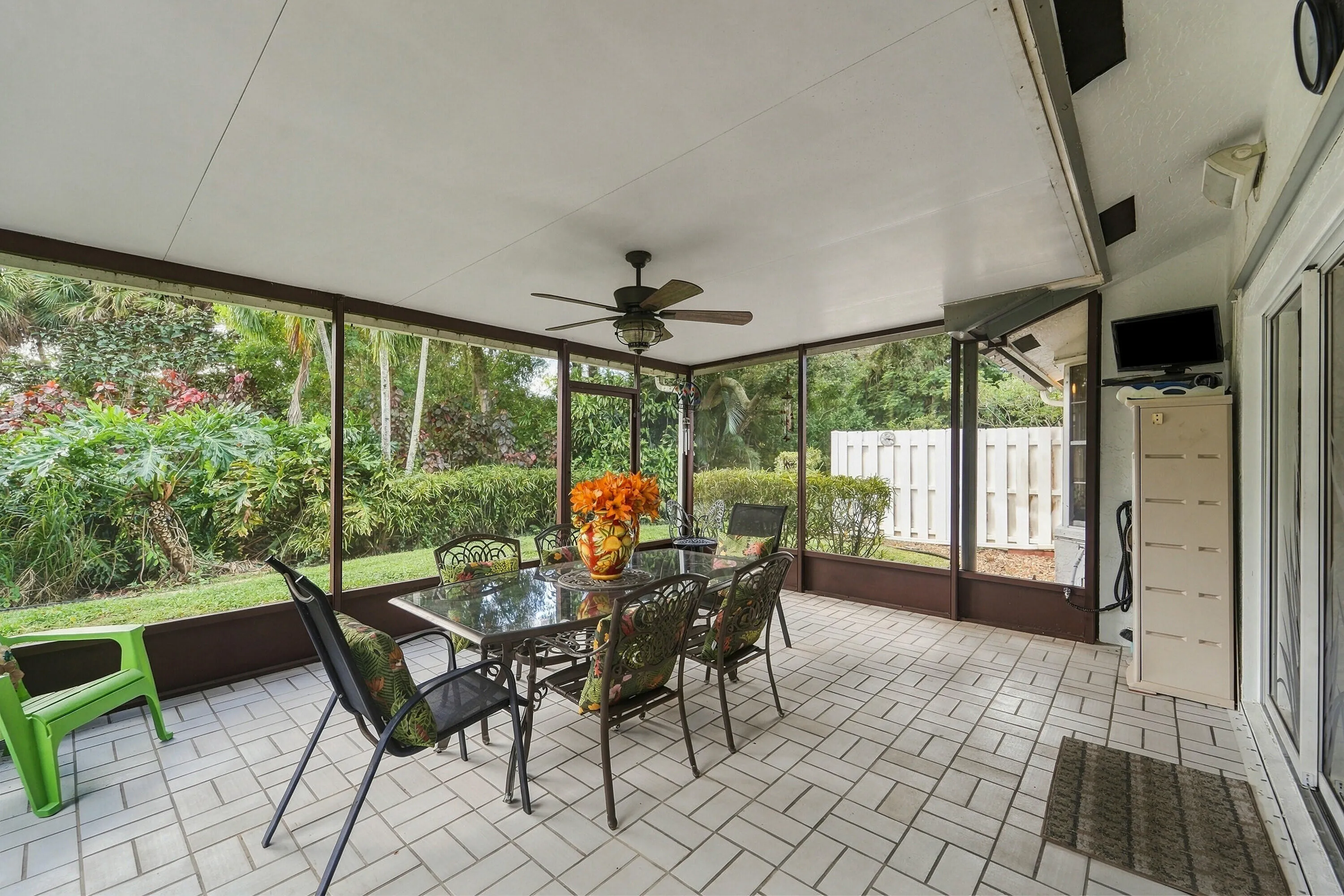 8291 LAKE CYPRESS Road