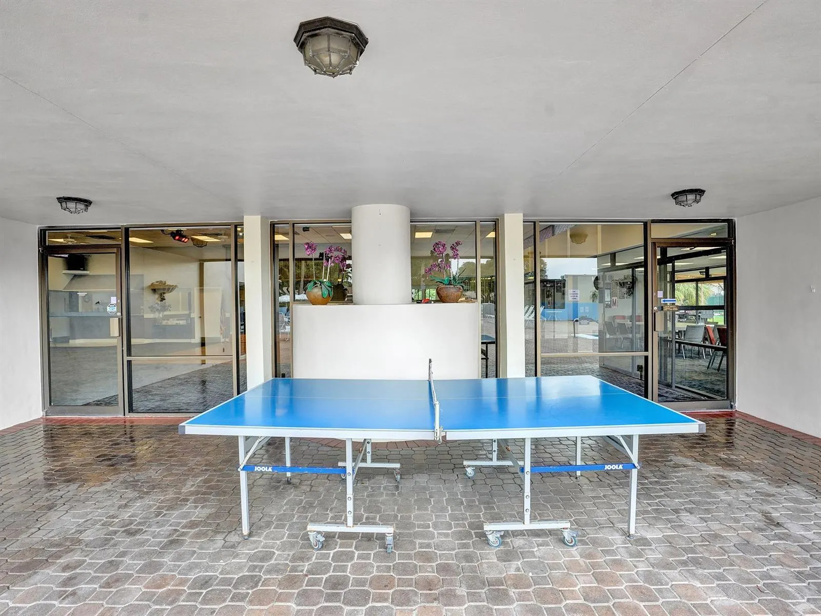 2079 SW 16TH Circle