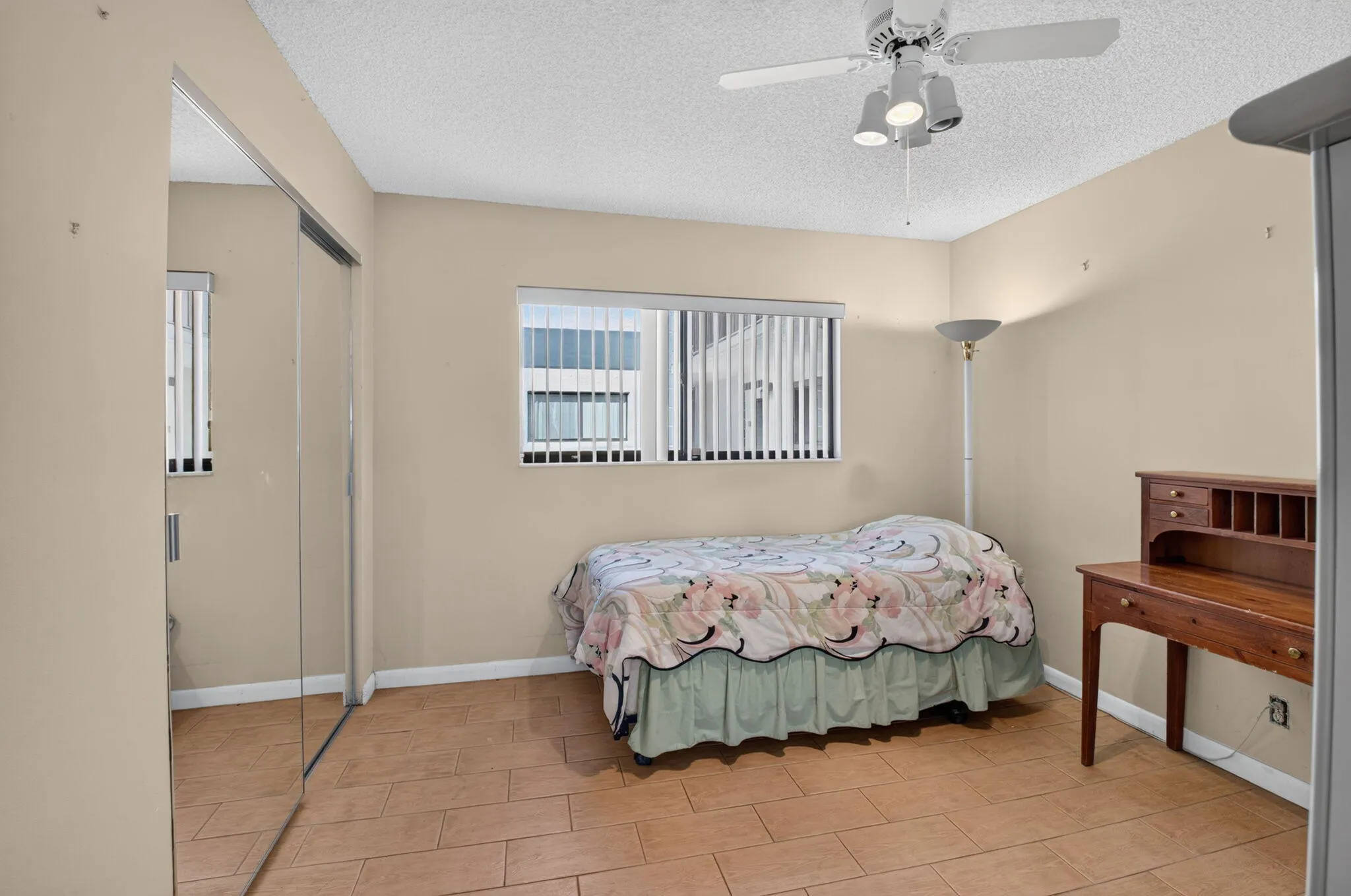 15301 PEMBRIDGE Avenue #45