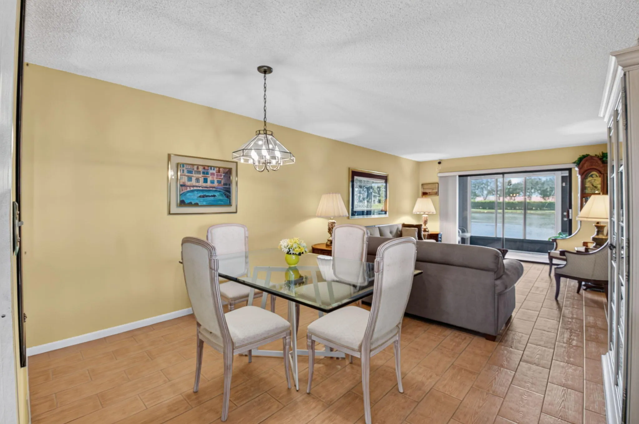 15301 PEMBRIDGE Avenue #45