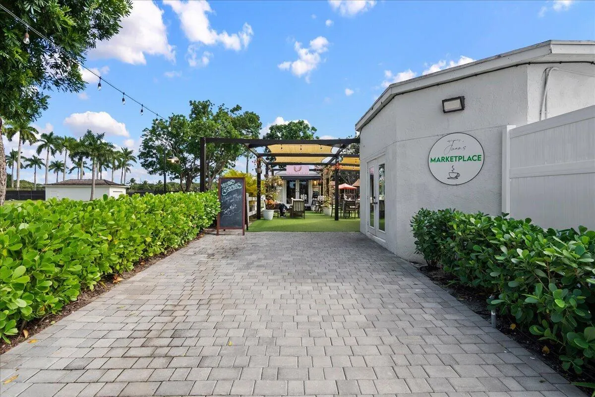 2044 Wightman Drive
