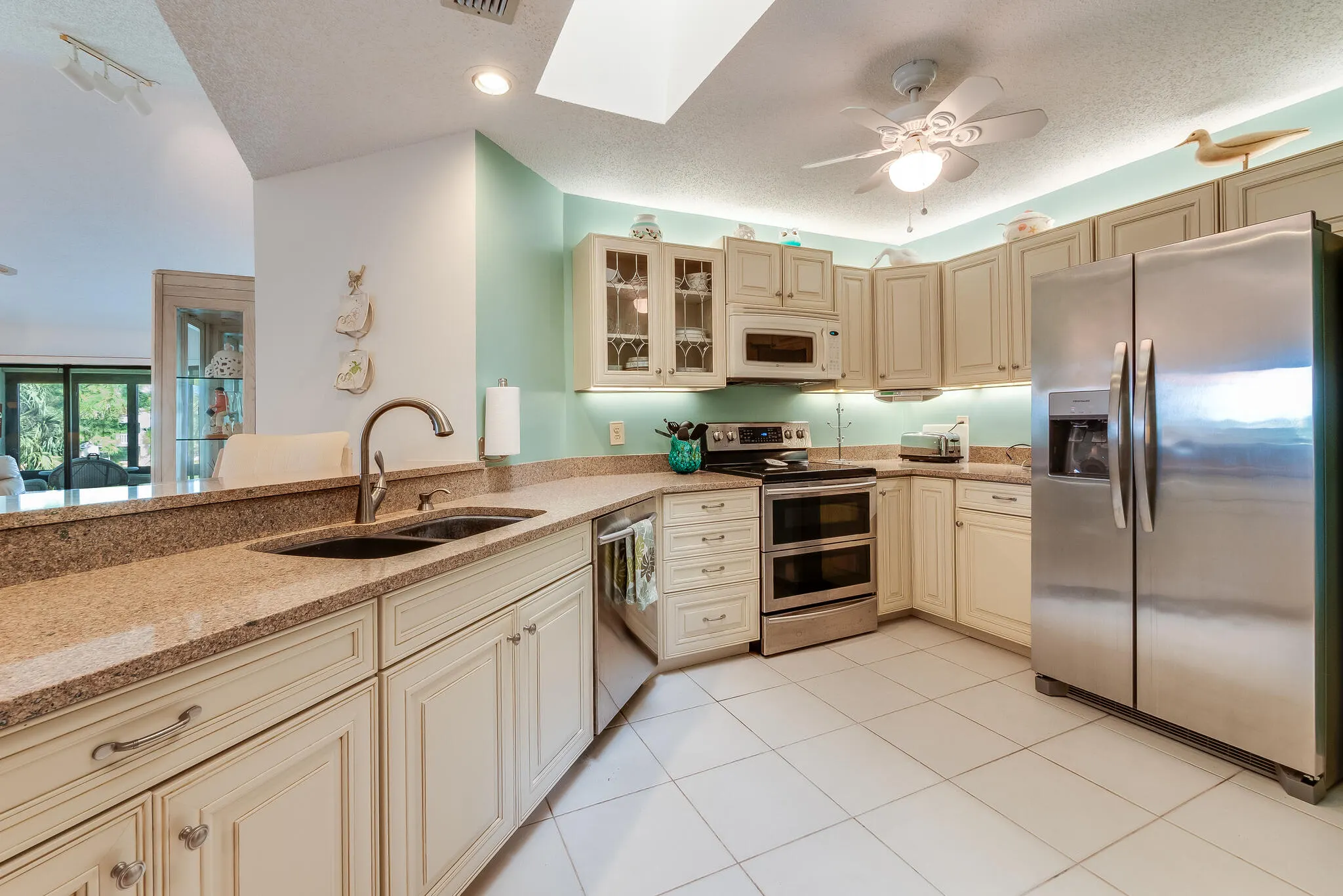 6235 SE Charleston Place #203