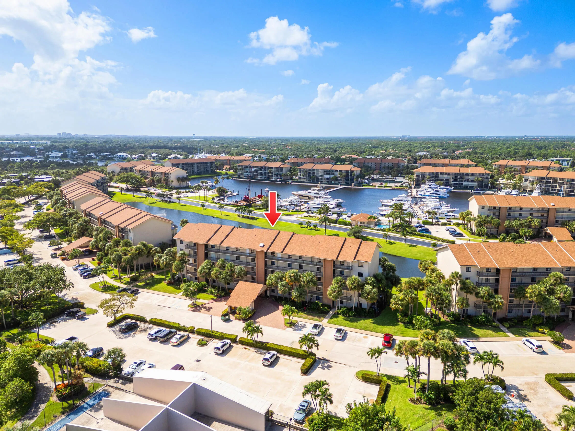 601 SEAFARER Circle #405