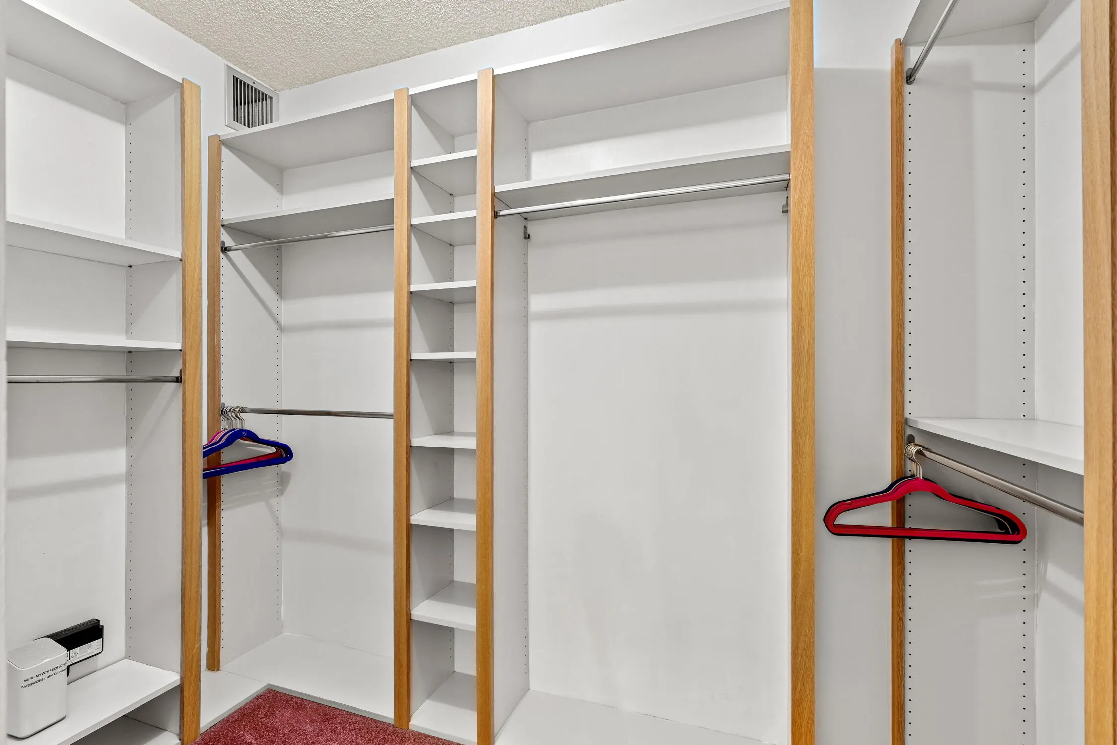 601 SEAFARER Circle #405