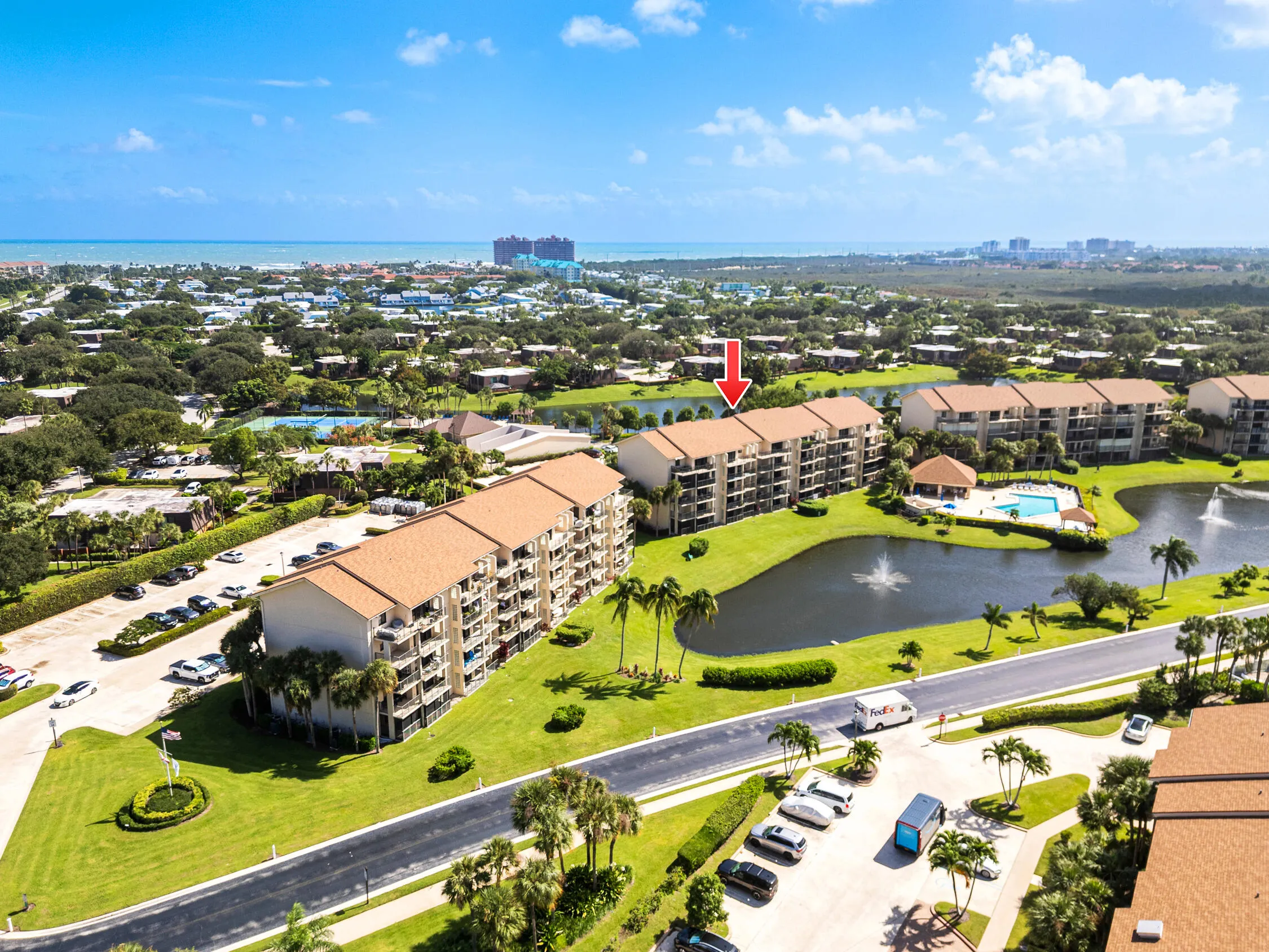 601 SEAFARER Circle #405
