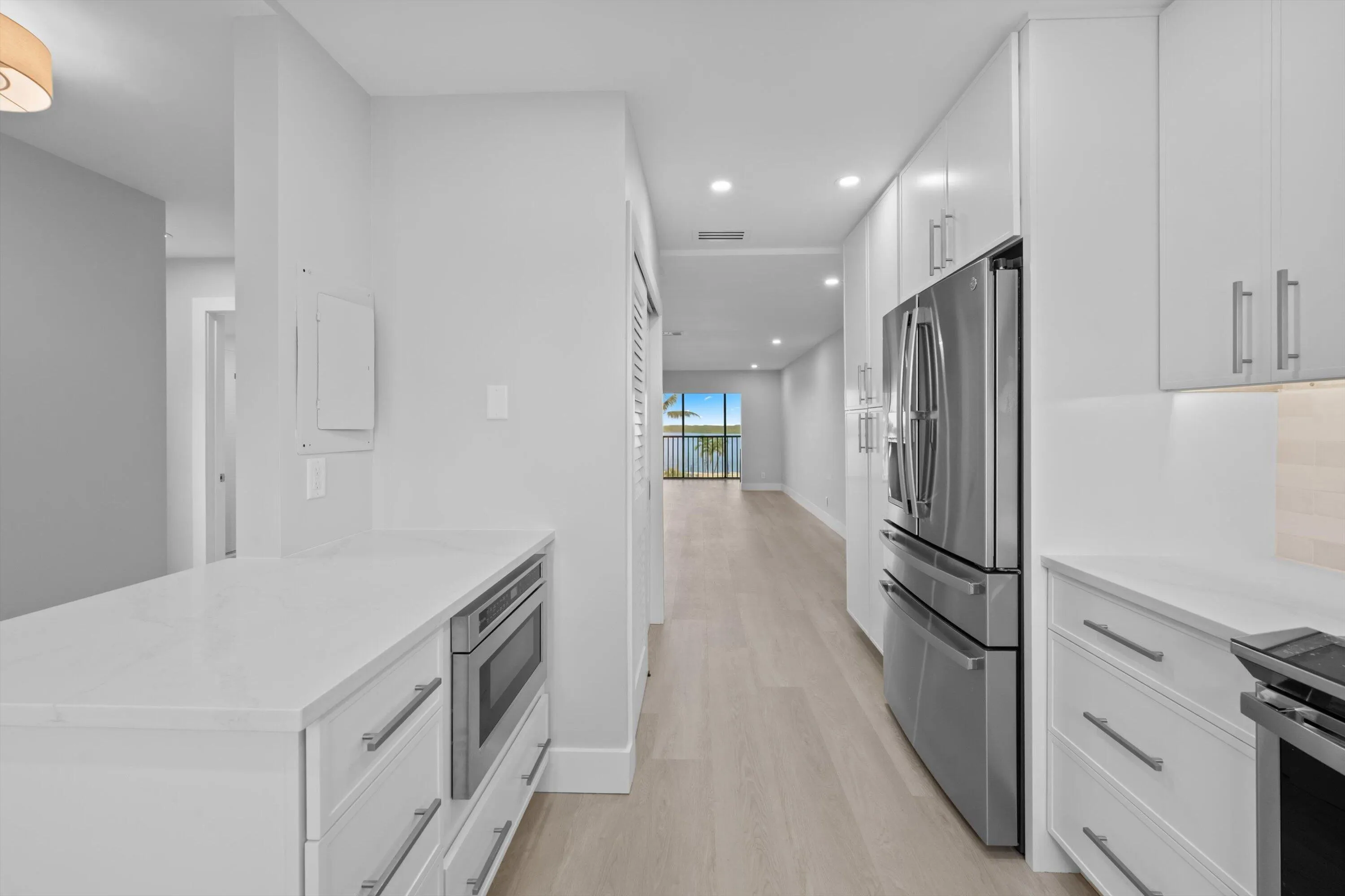 200 Intracoastal Place #306