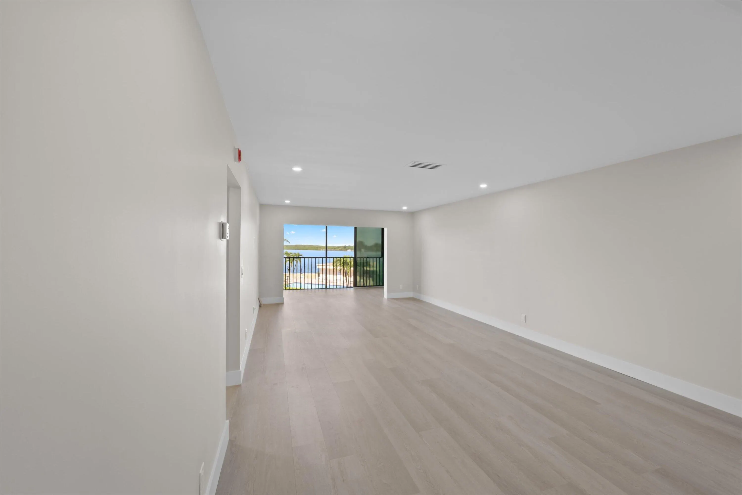200 Intracoastal Place #306