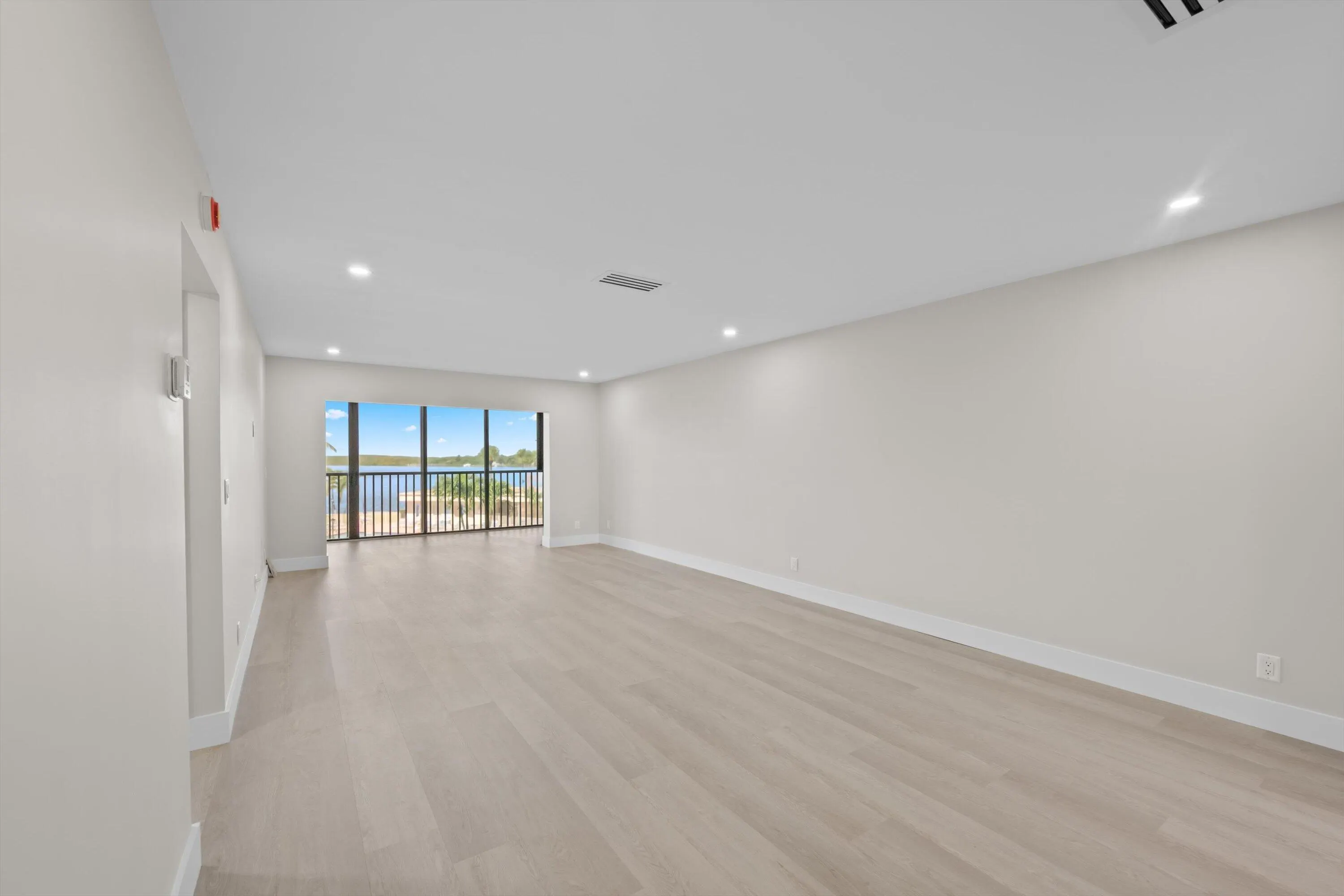 200 Intracoastal Place #306