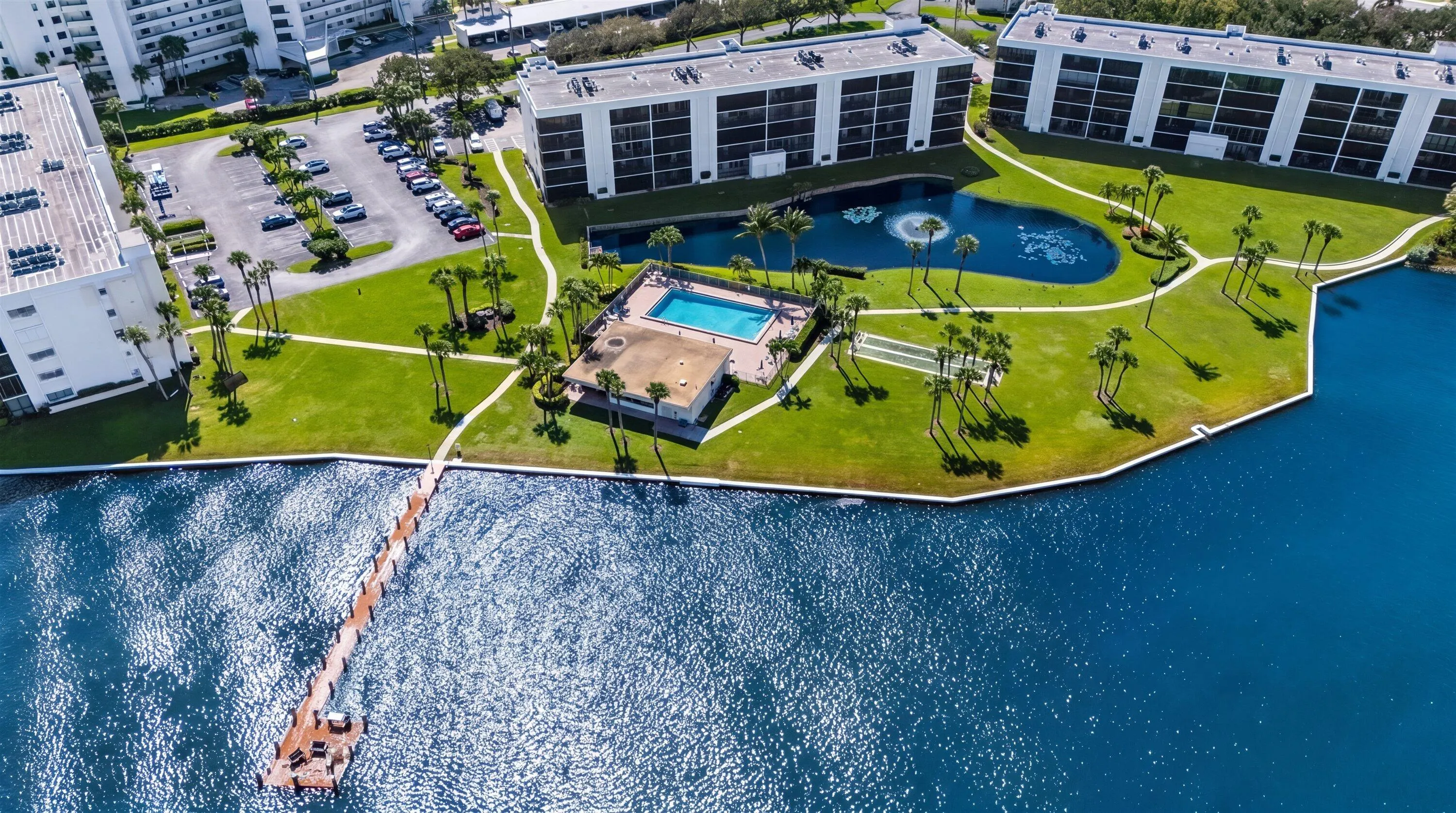 200 Intracoastal Place #306