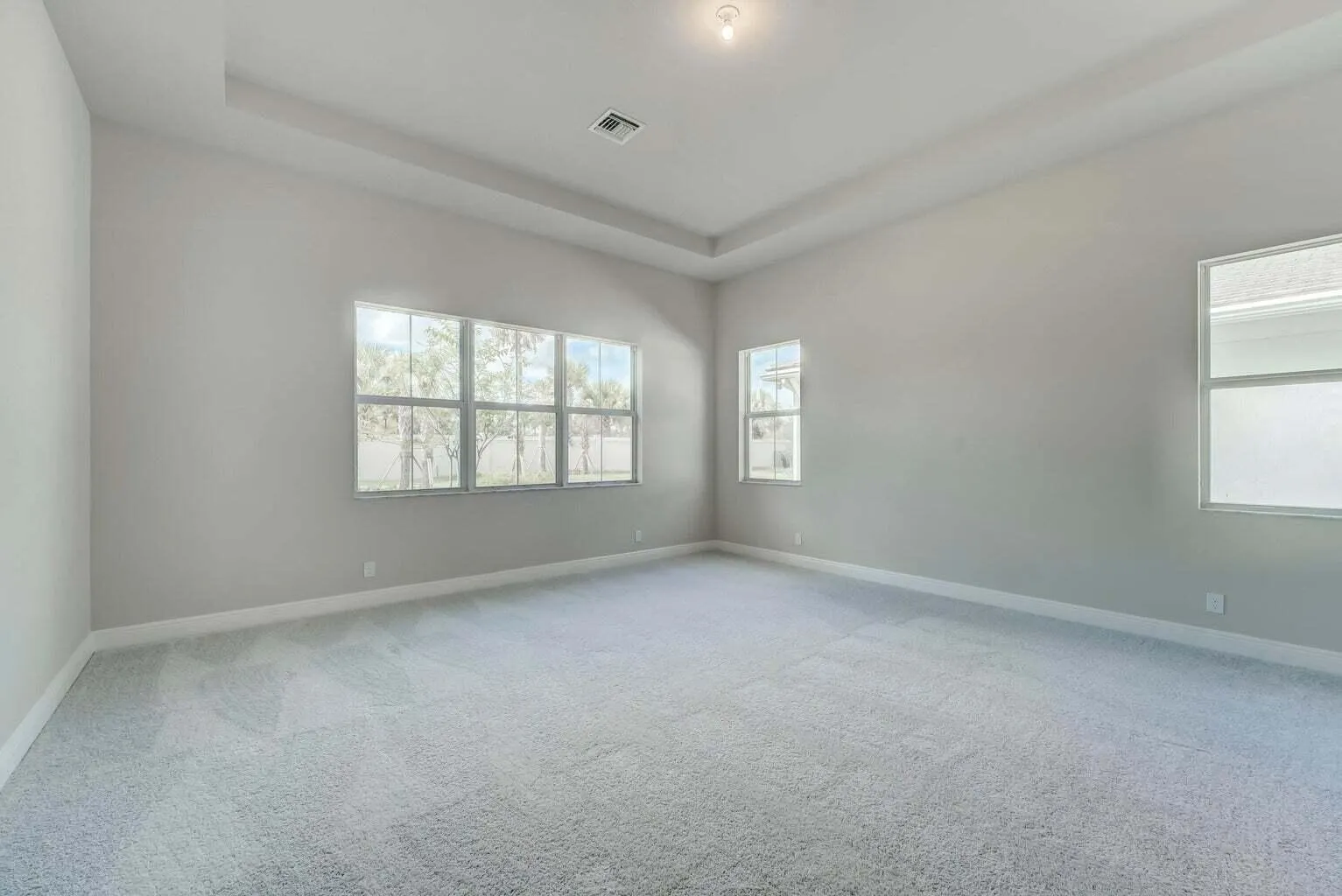 9296 Crestview Circle