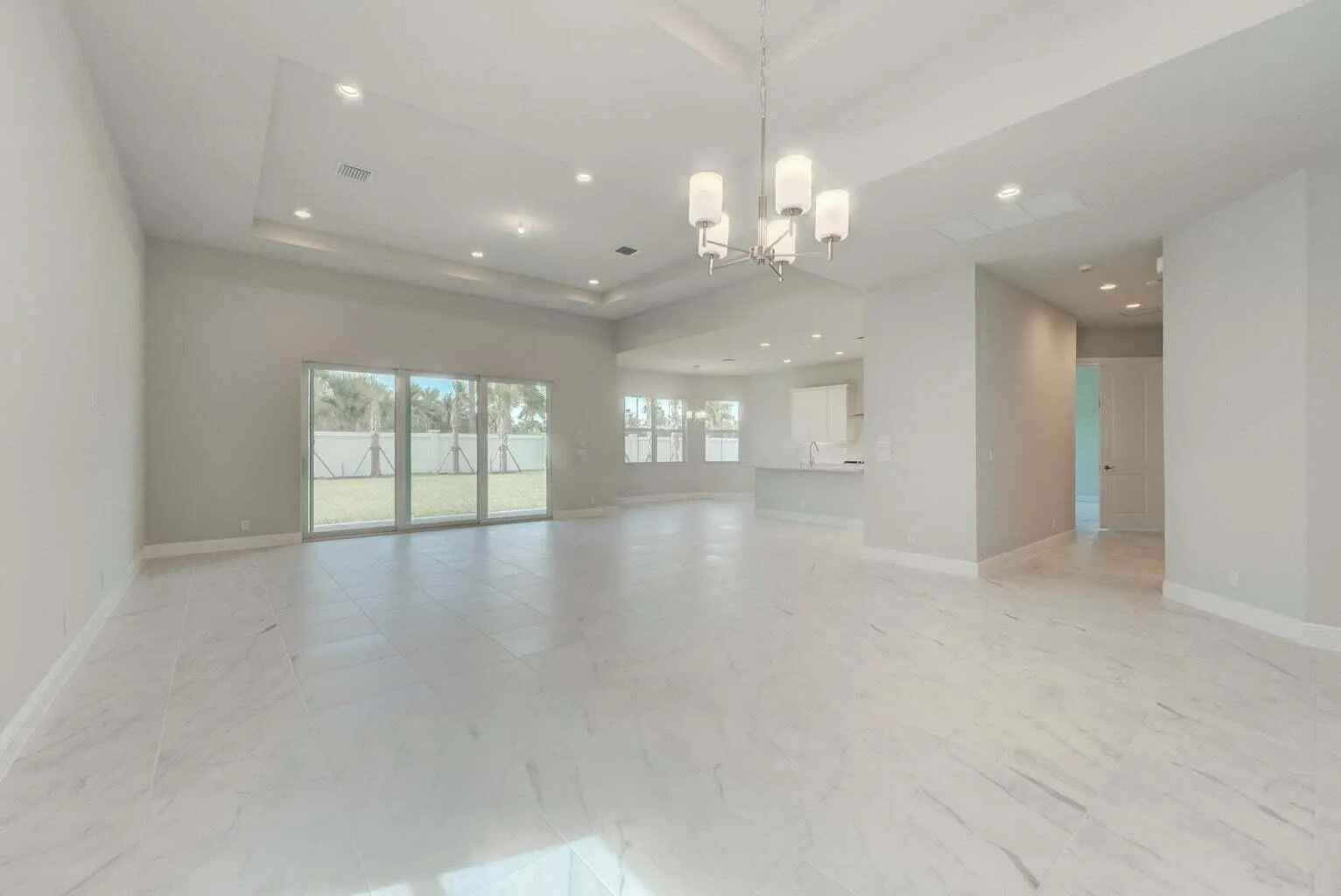 9296 Crestview Circle