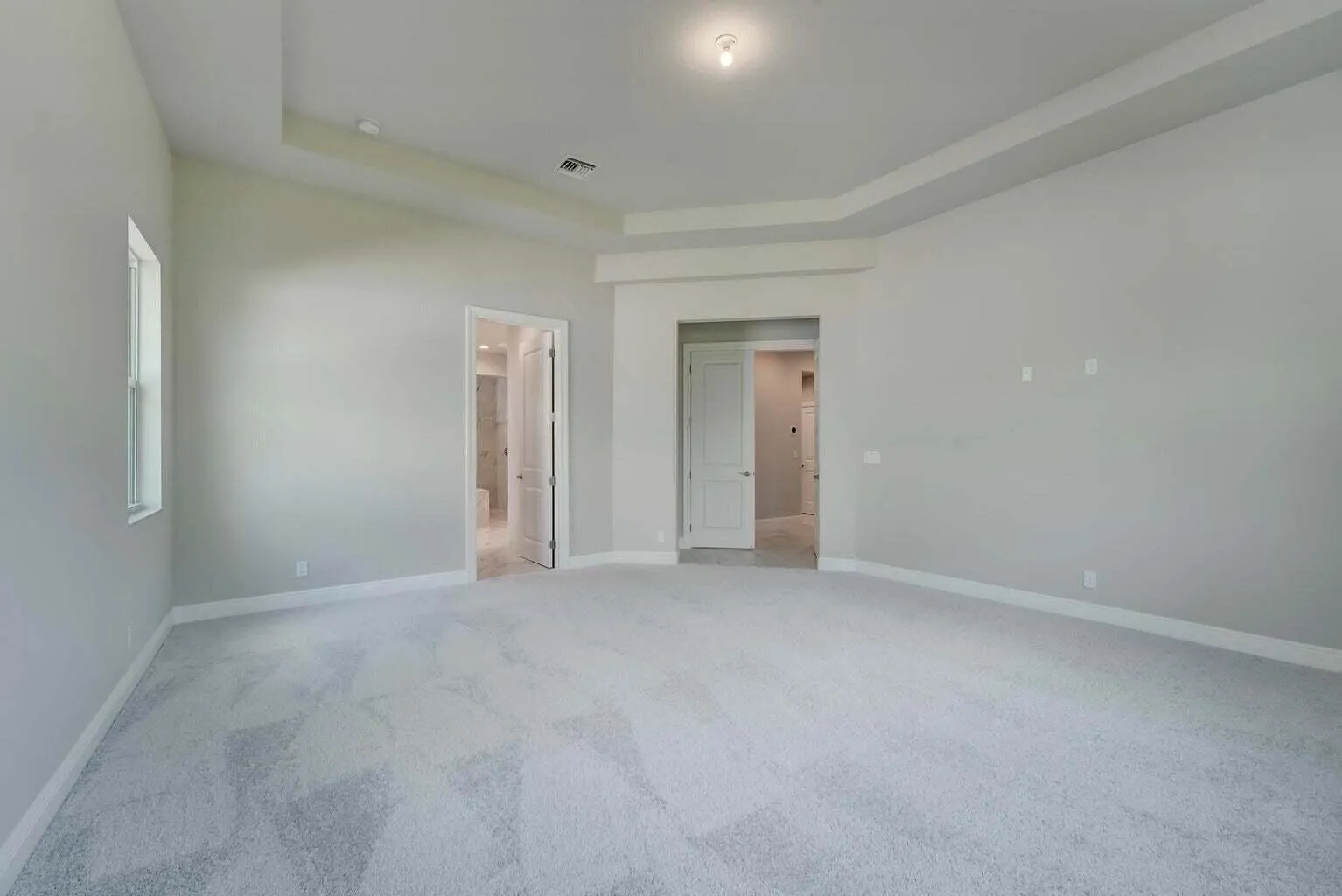 9296 Crestview Circle