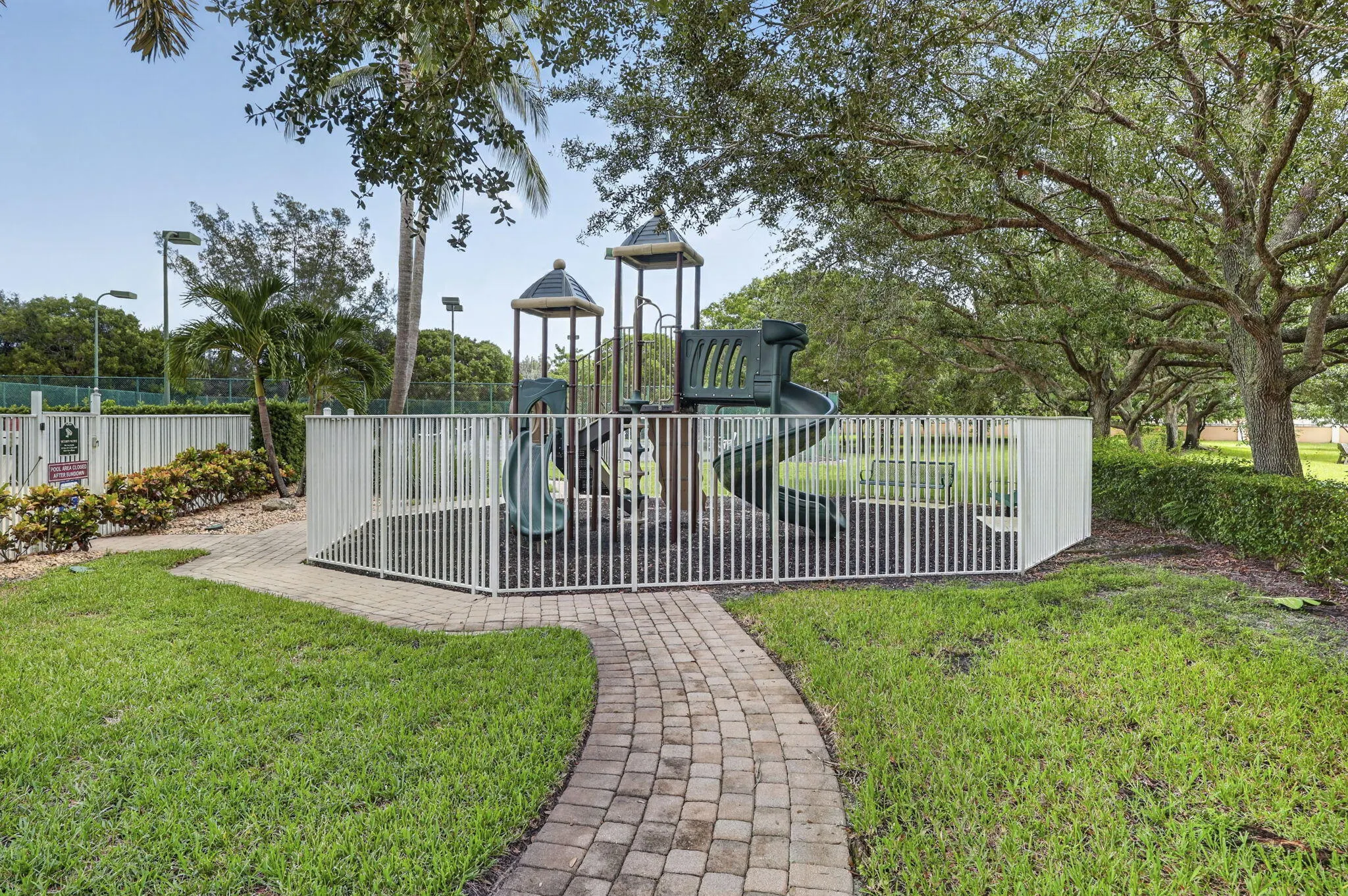 4003 W Hamilton Key