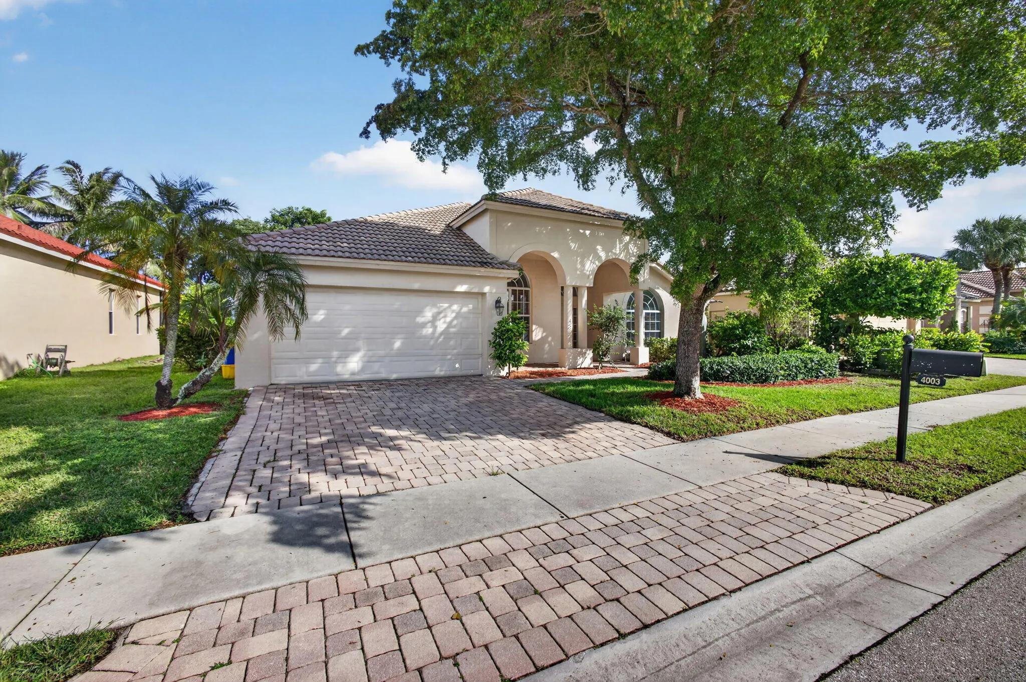 4003 W Hamilton Key