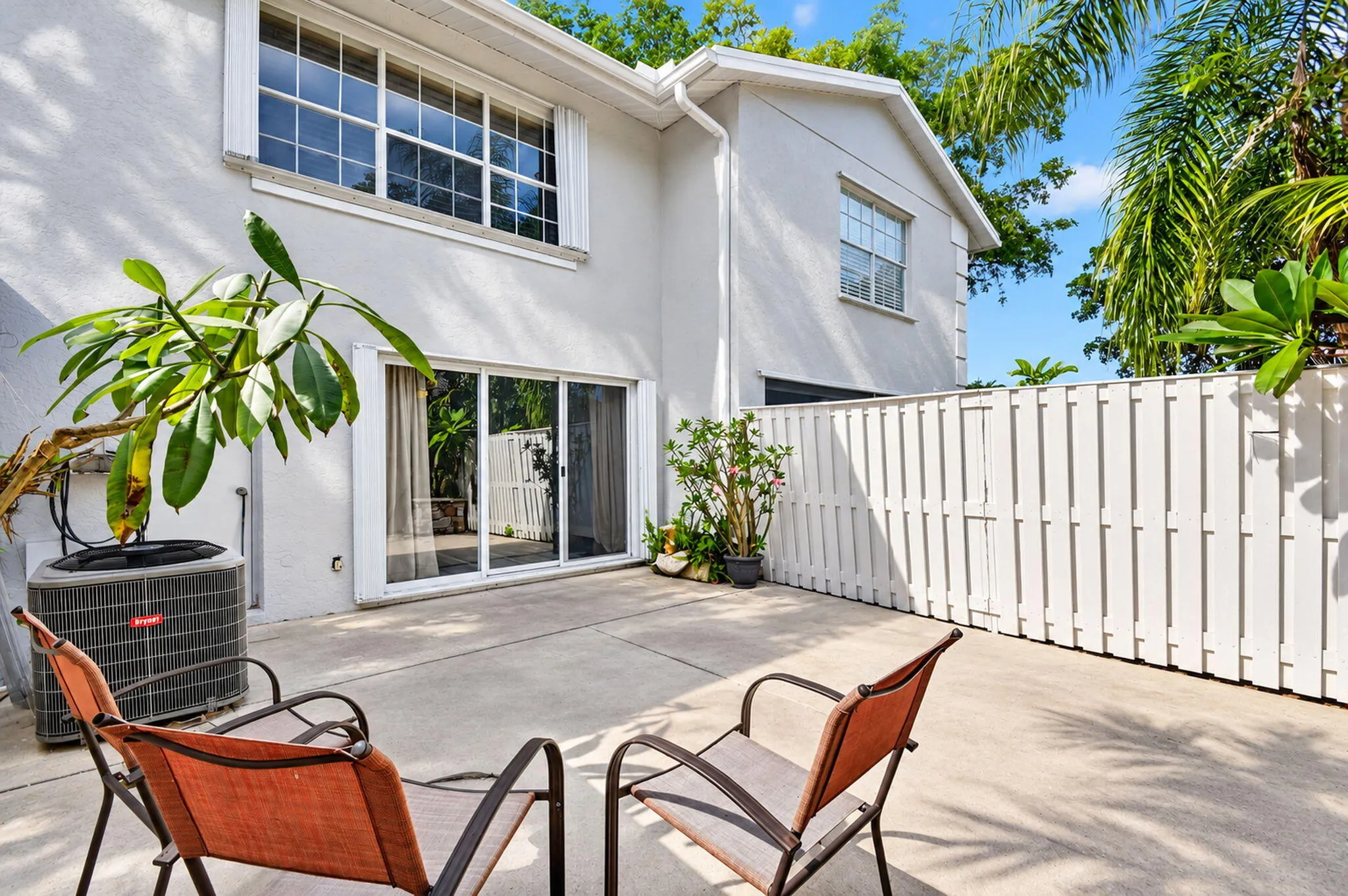 216 FOXTAIL Drive #B