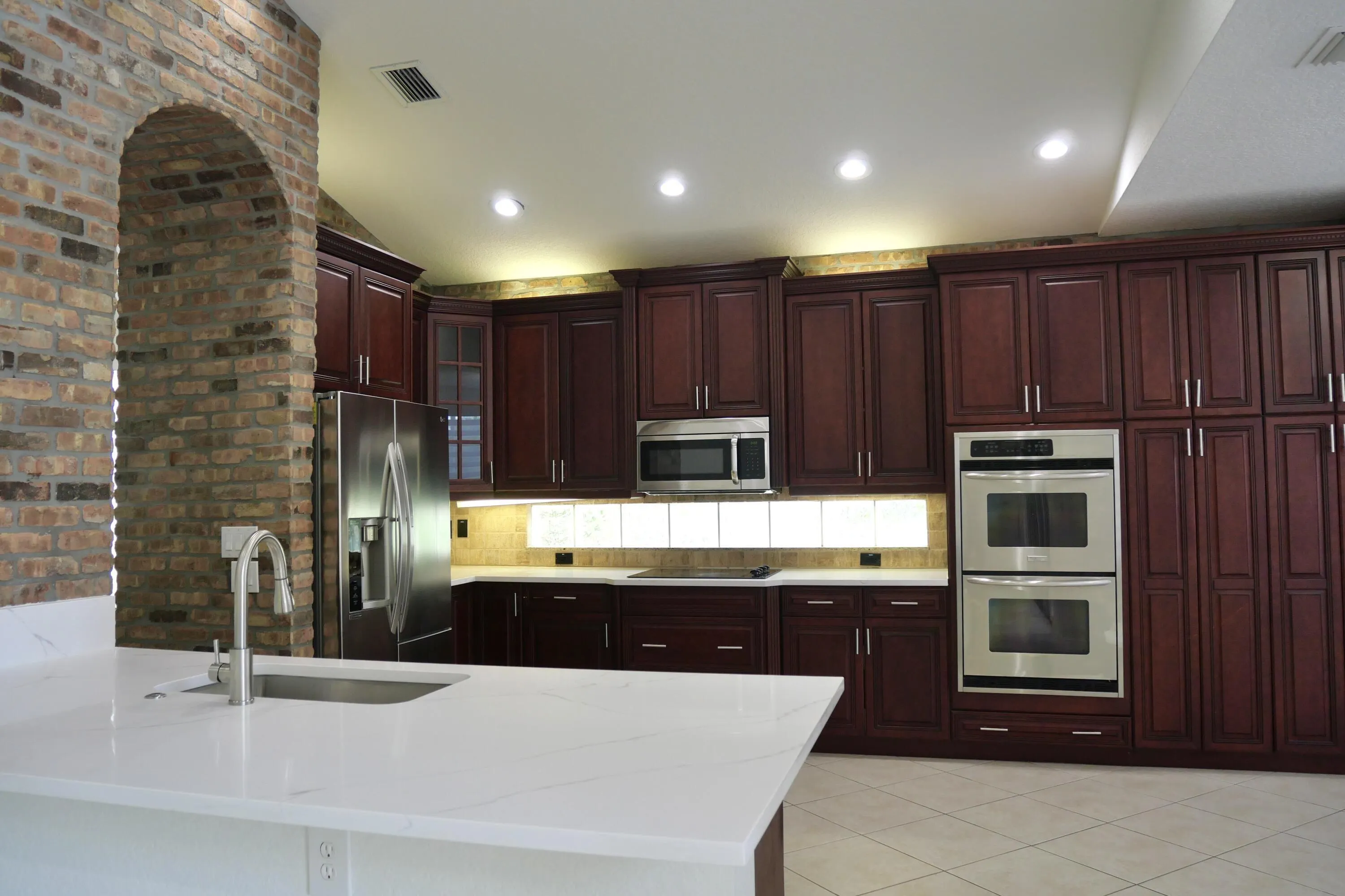 15646 Messina Isle Court
