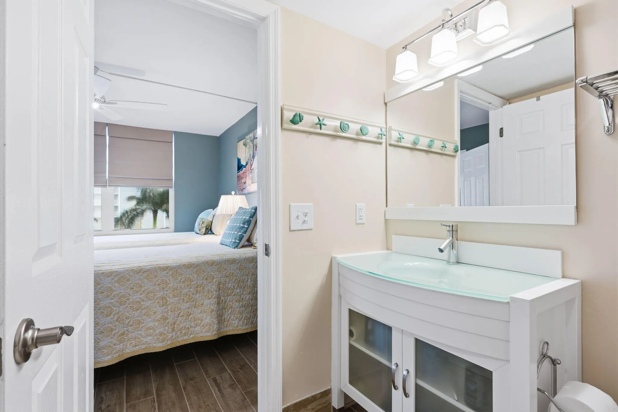 1 Harbourside Drive #1403