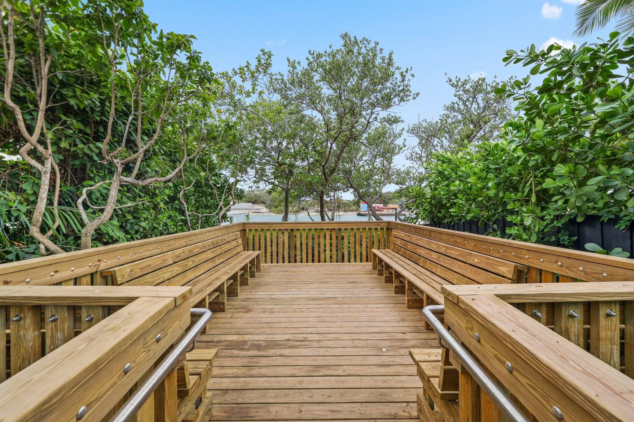 122 Lighthouse Drive