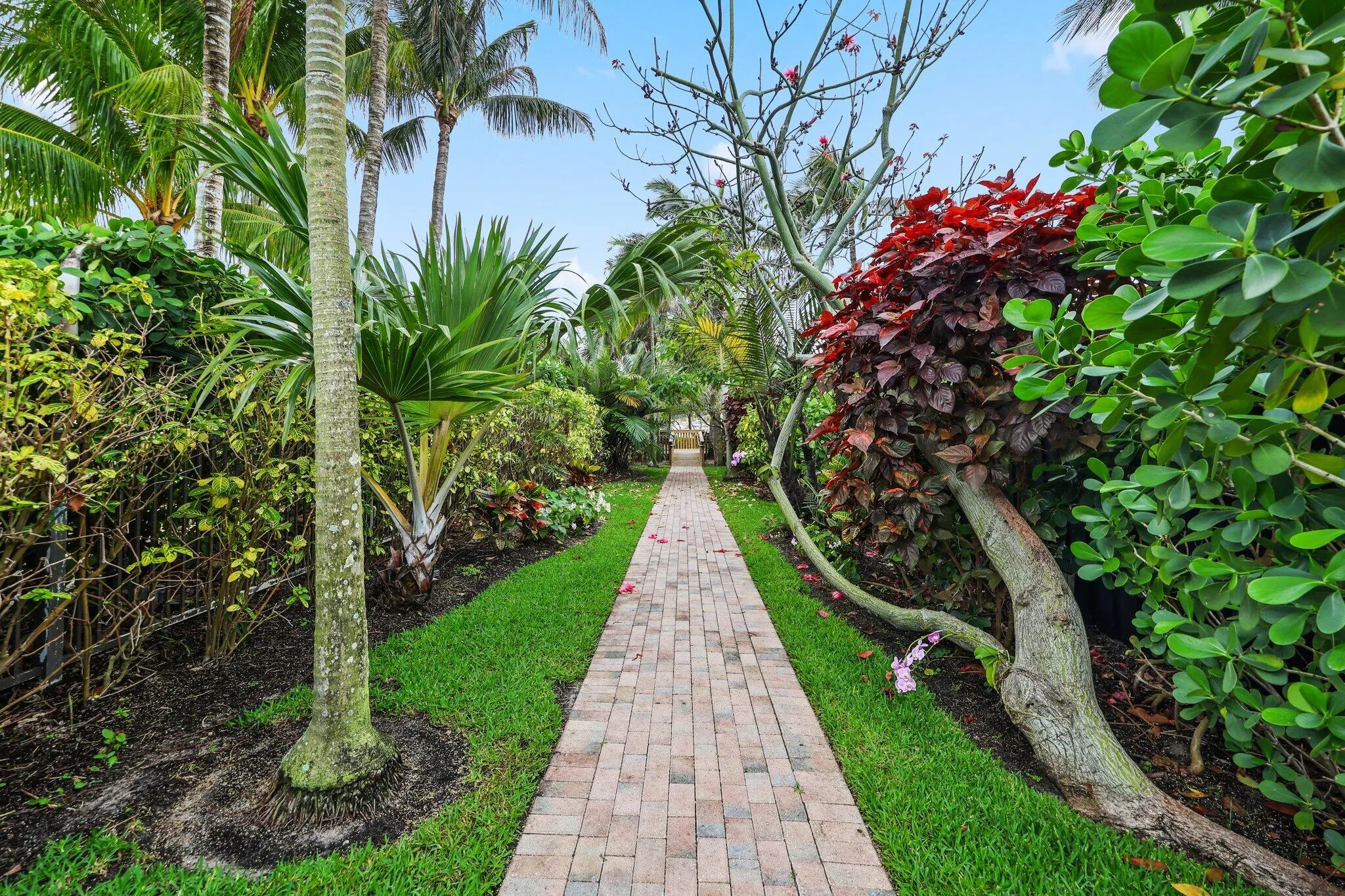 122 Lighthouse Drive