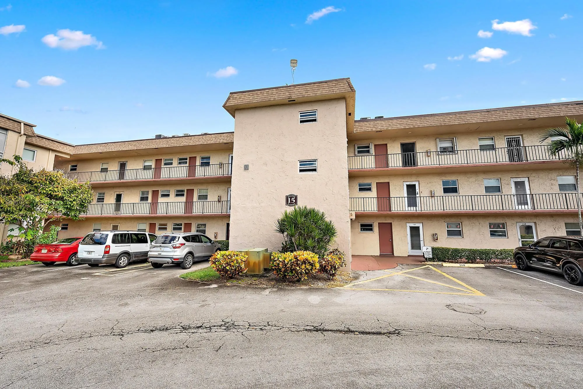 701 Lori Drive #206