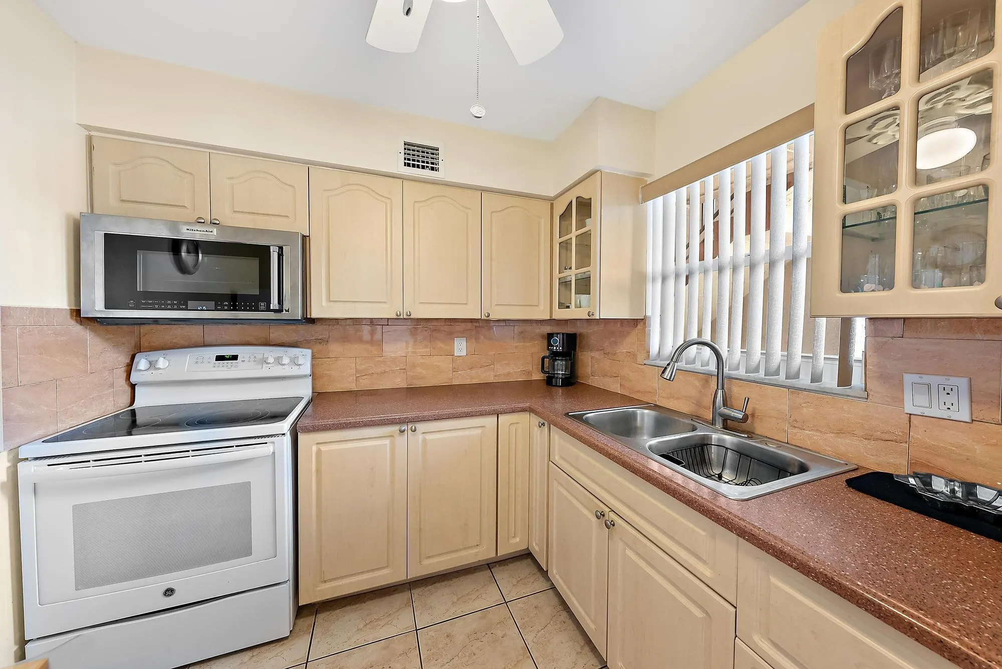 701 Lori Drive #206