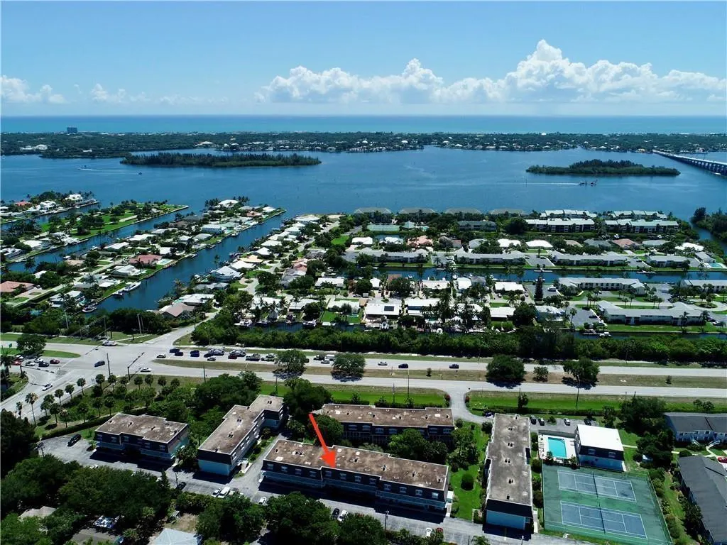 1901 INDIAN RIVER Boulevard #212