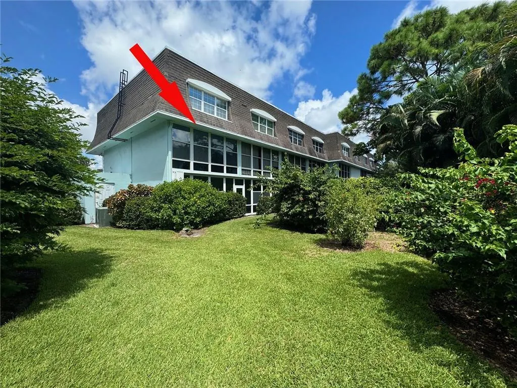 1901 INDIAN RIVER Boulevard #212