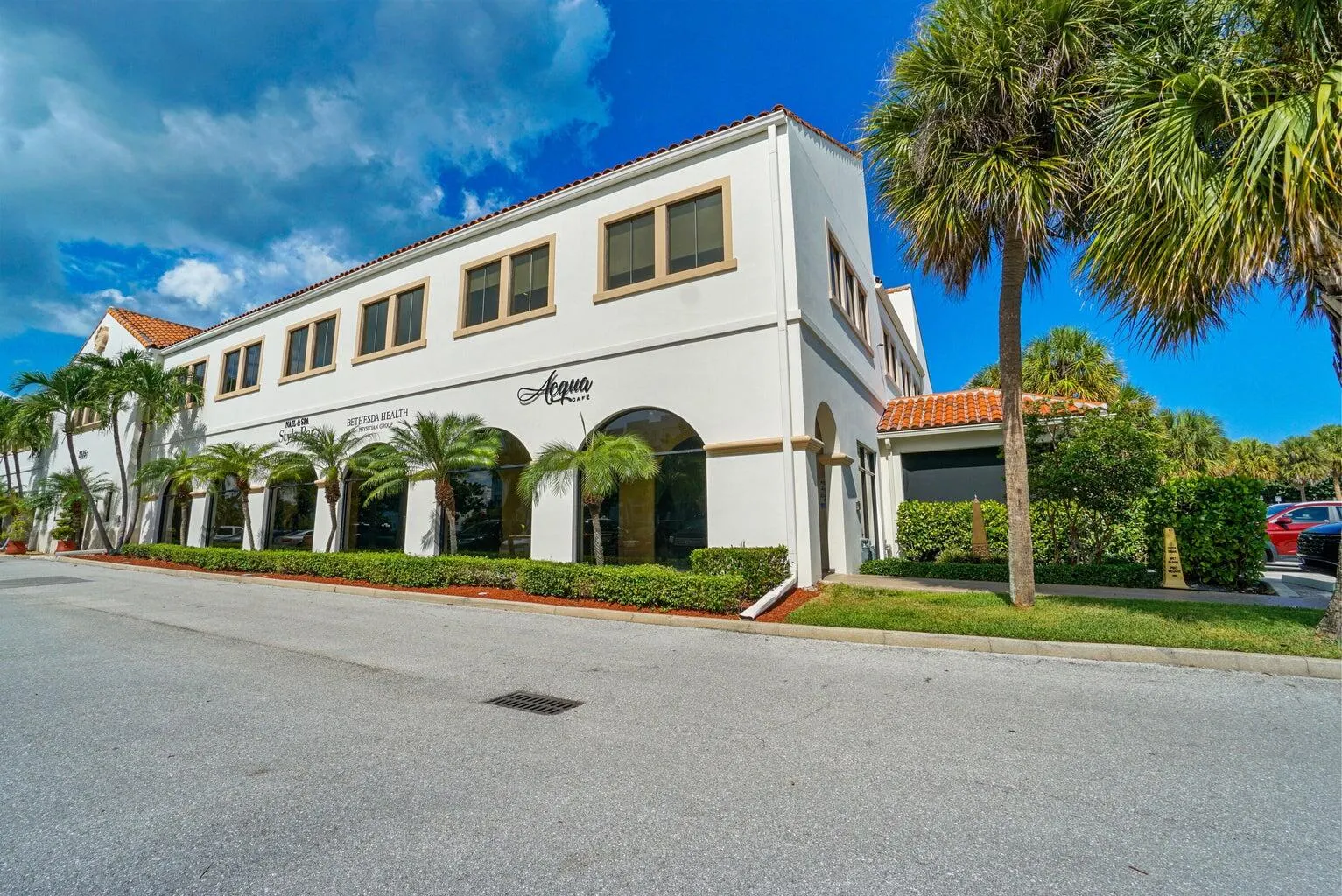 1373 LANDS END Road