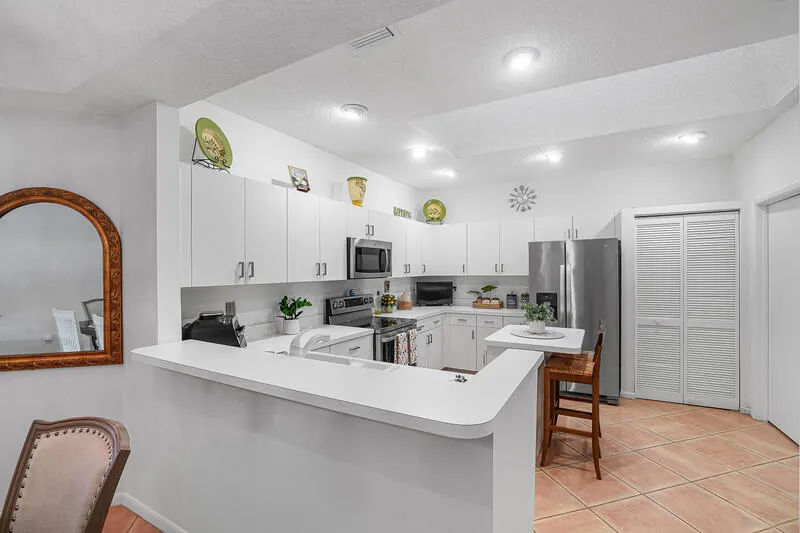 8338 SPRINGLAKE Drive