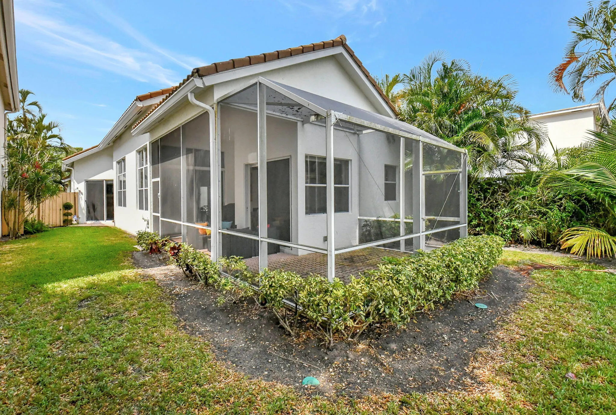 2489 NW 66TH Drive