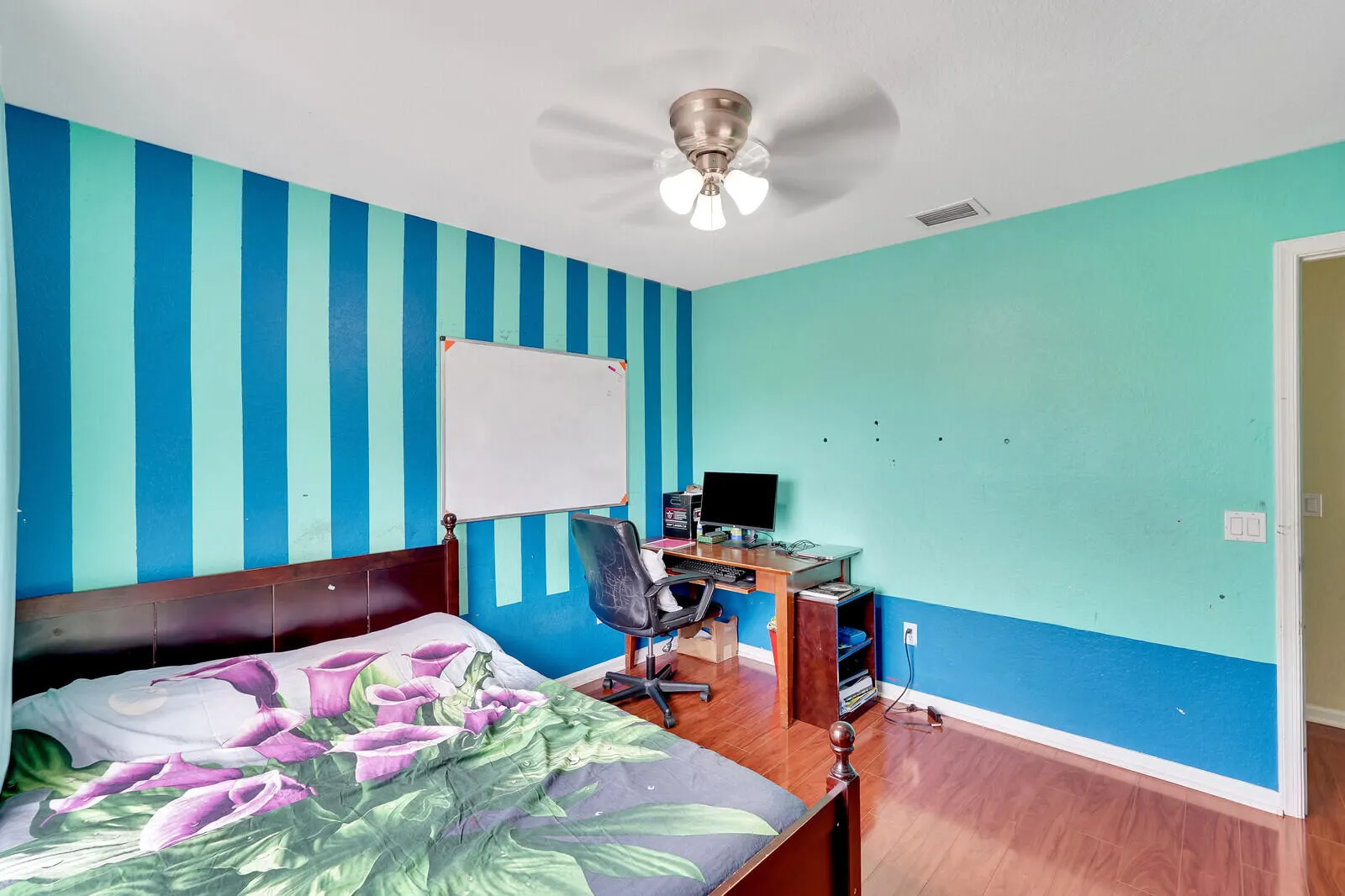 5461 QUEENSHIP Court
