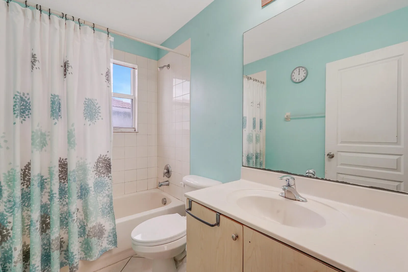 5461 QUEENSHIP Court