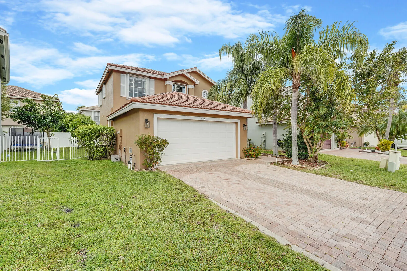5461 QUEENSHIP Court