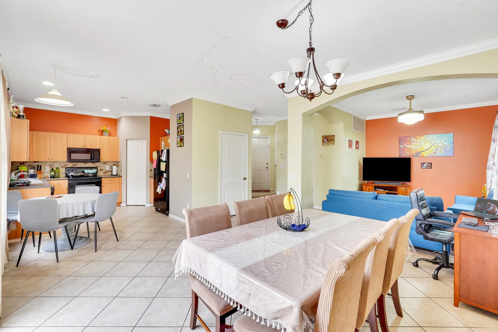 5461 QUEENSHIP Court