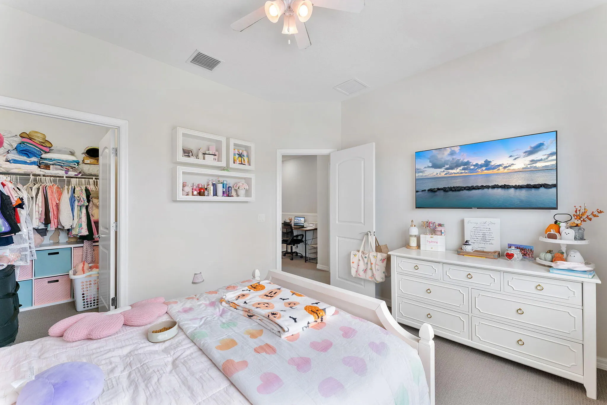 8283 REARING Lane