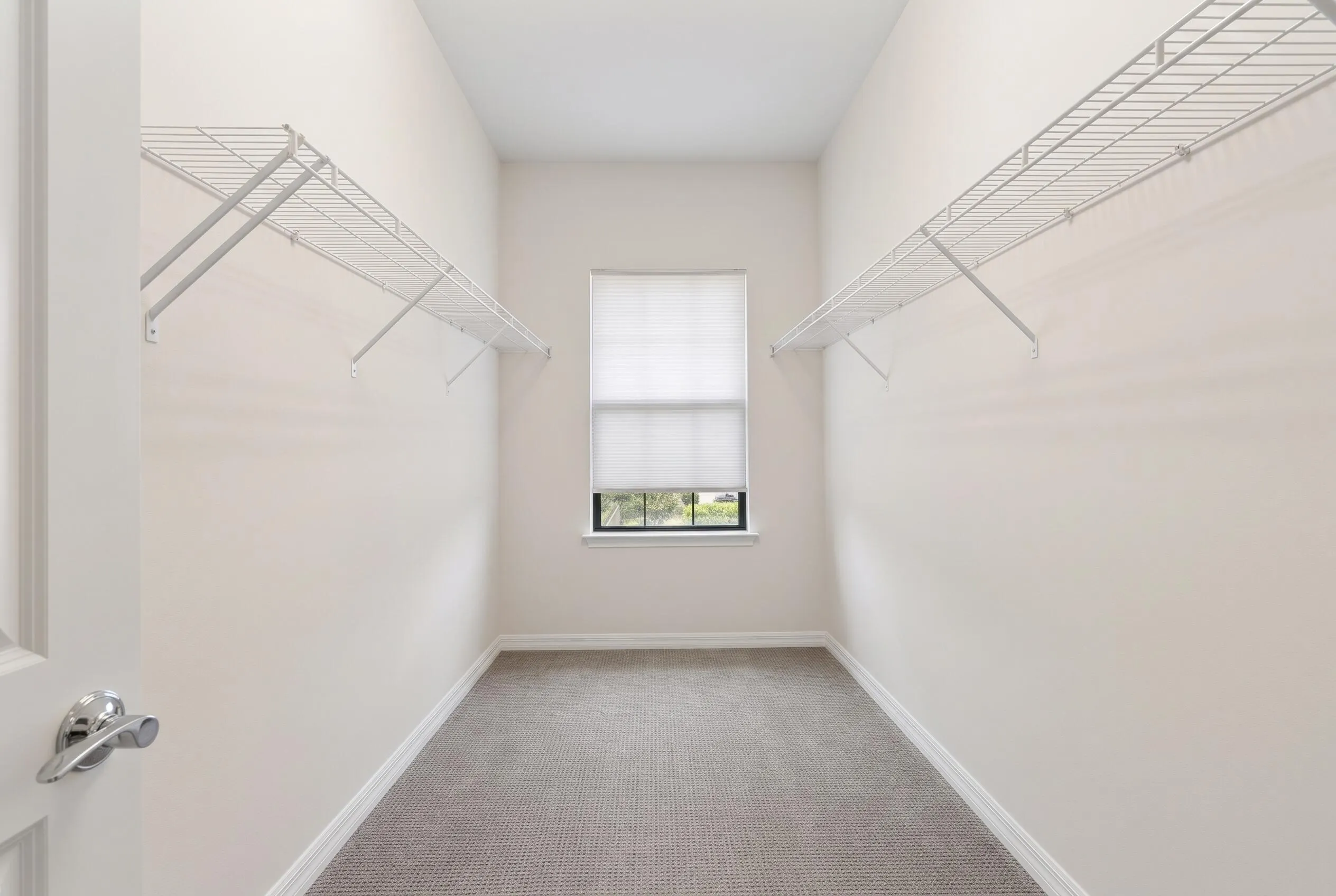 8283 REARING Lane