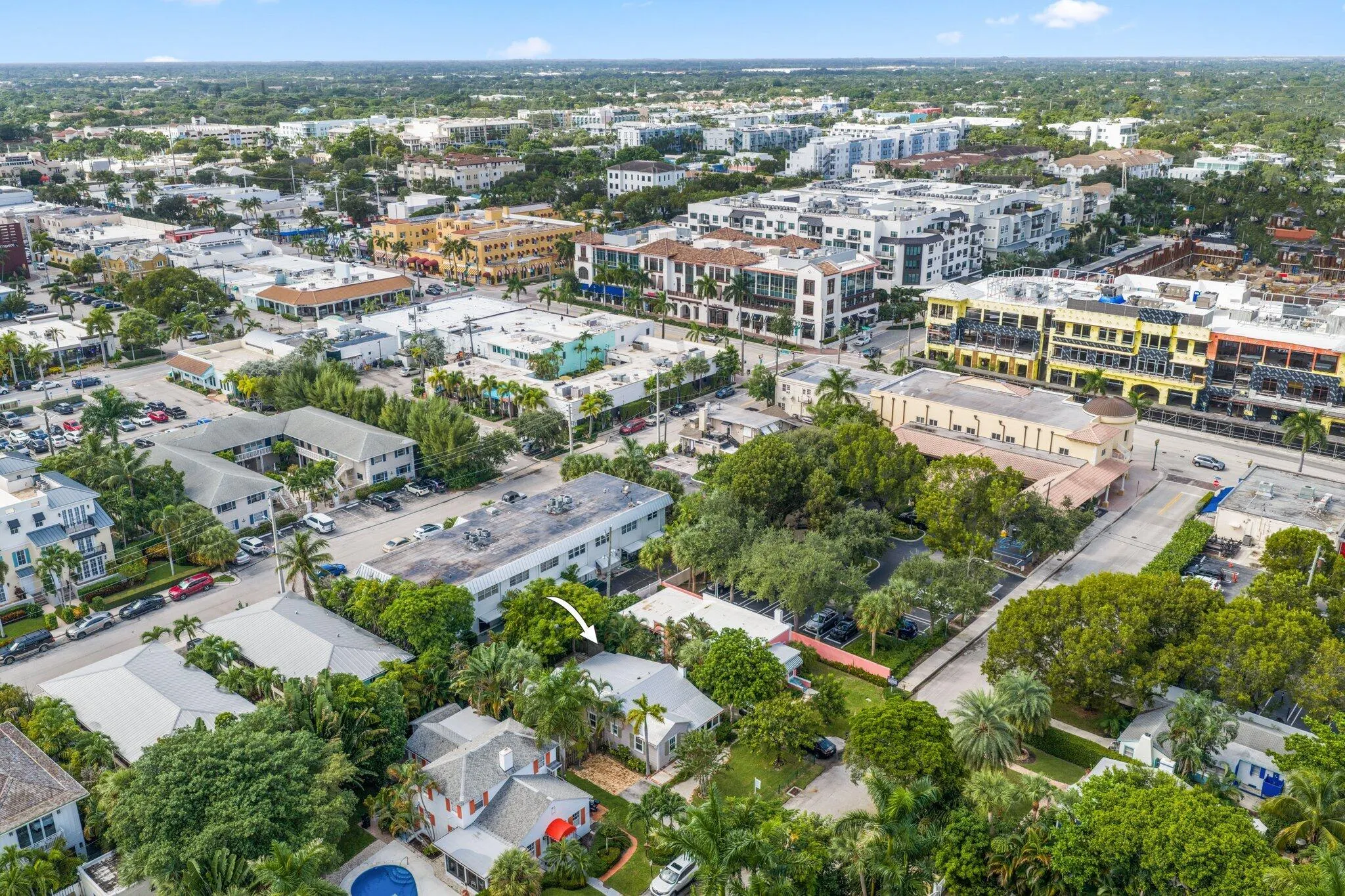 42 Palm Square