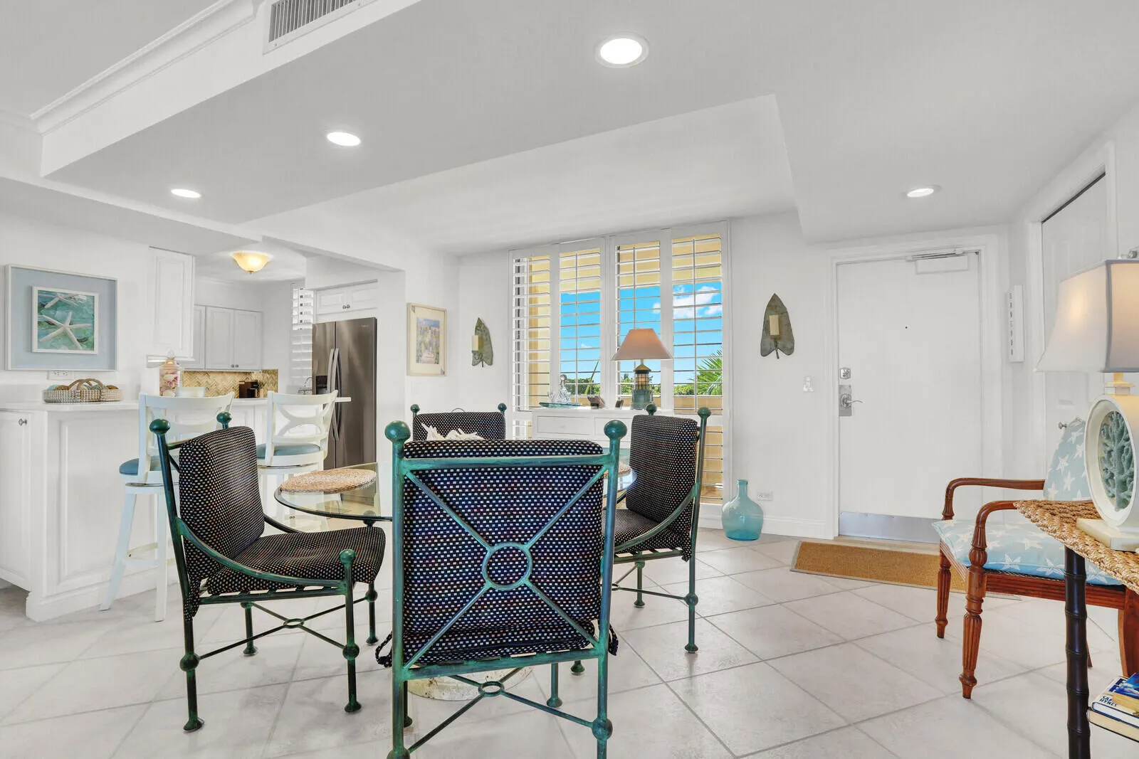 132 LAKESHORE Drive #617