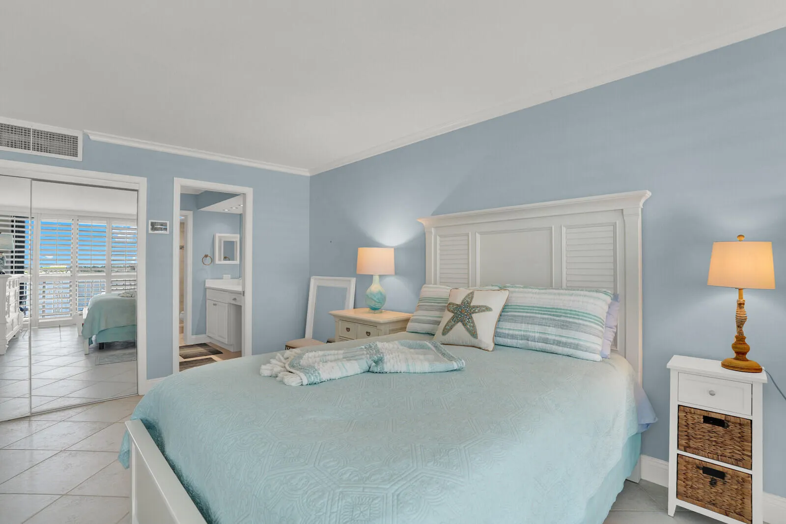 132 LAKESHORE Drive #617