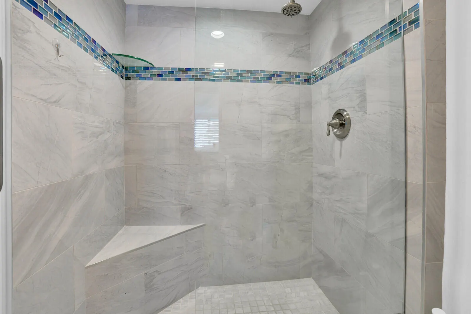 132 LAKESHORE Drive #617