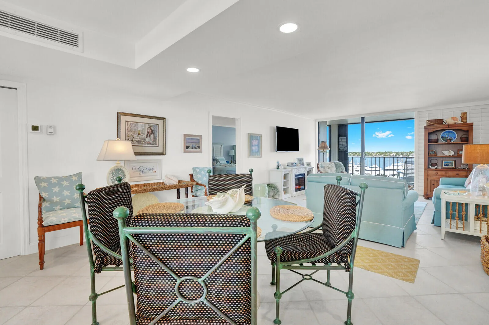 132 LAKESHORE Drive #617